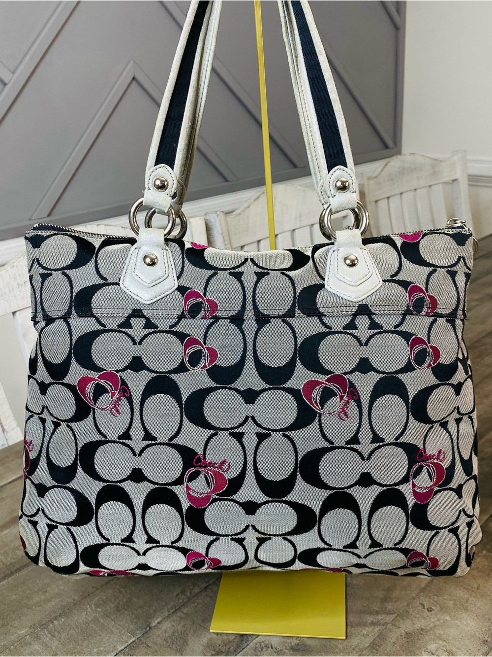 Coach Poppy (2011) Pop Signature Poppy Heart Glam Tote BAG Black Gray Wine 18711 - Picture 5 of 13